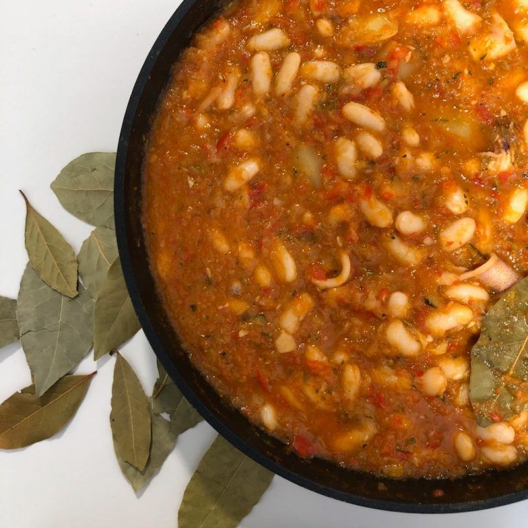 Alubias con calamares
