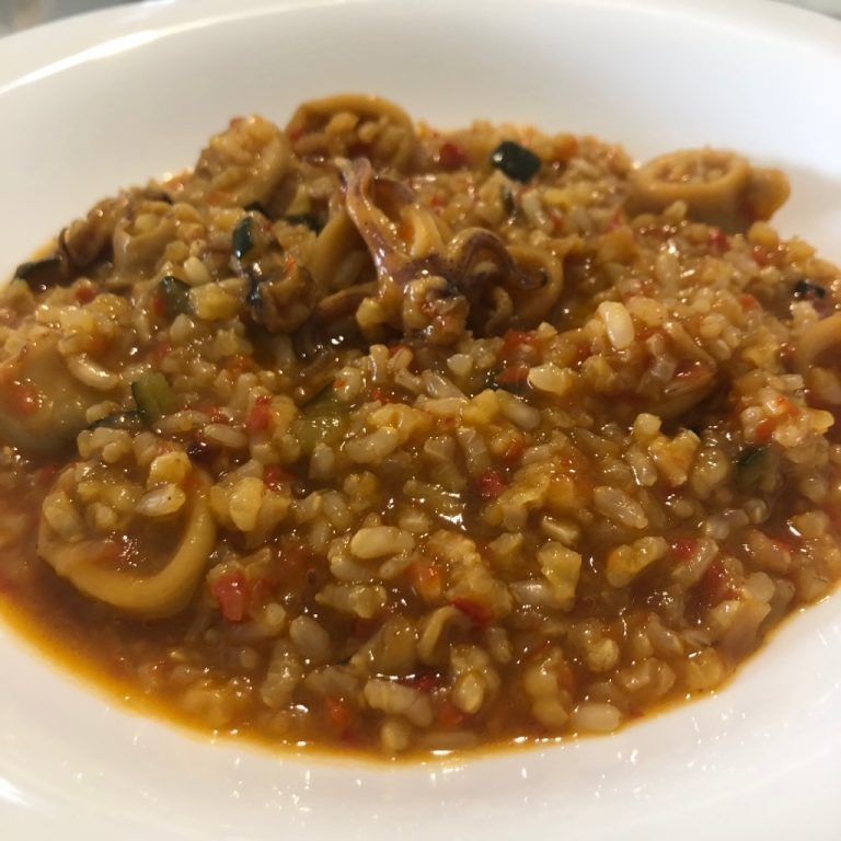 Arrocito caldoso con calamares