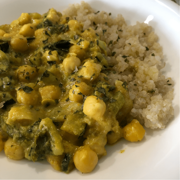 Curry de garbanzos y calabacín