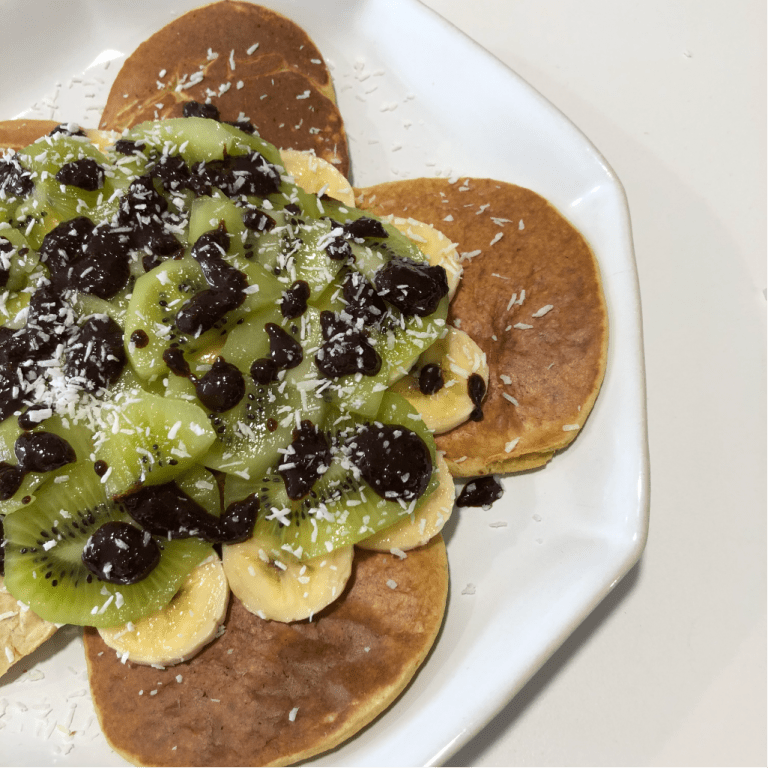 Tortitas de yogur, plátano y avena