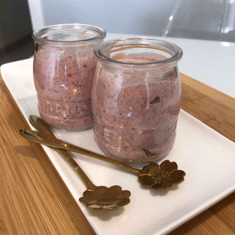 Vasitos de fresa y plátano