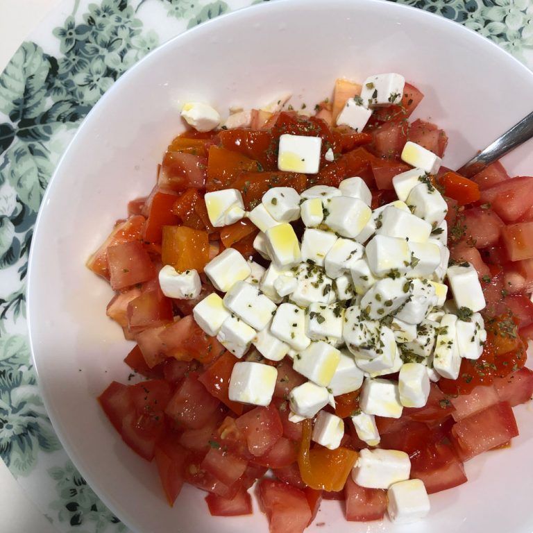 Ensalada de tomate y arroz