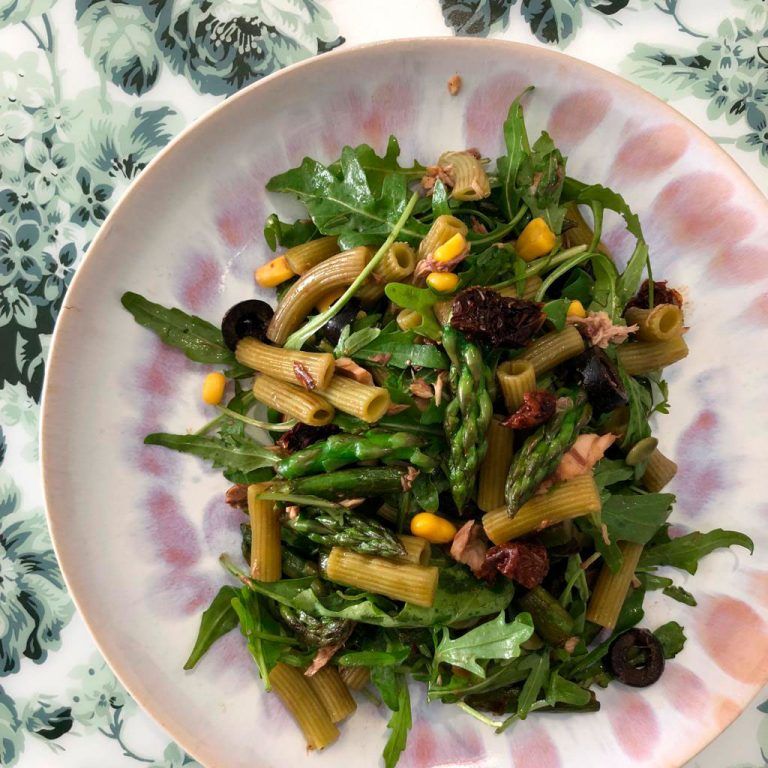 Ensalada de verde con trigueros