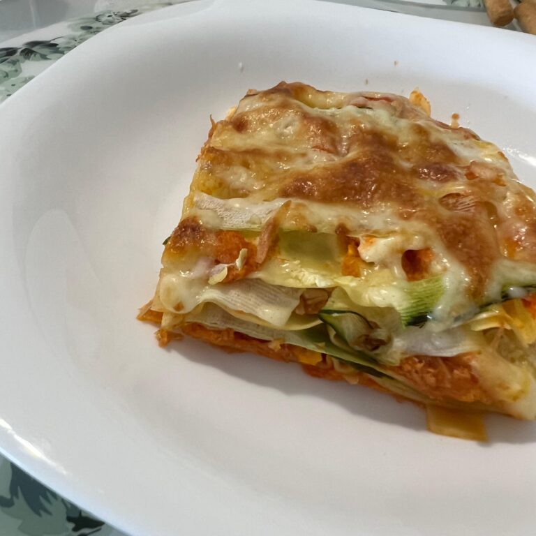 Lasaña exprés de calabacín, atún y huevo